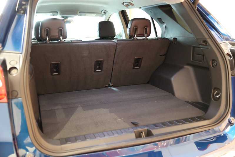 2021 Chevrolet Equinox Interior Cargo