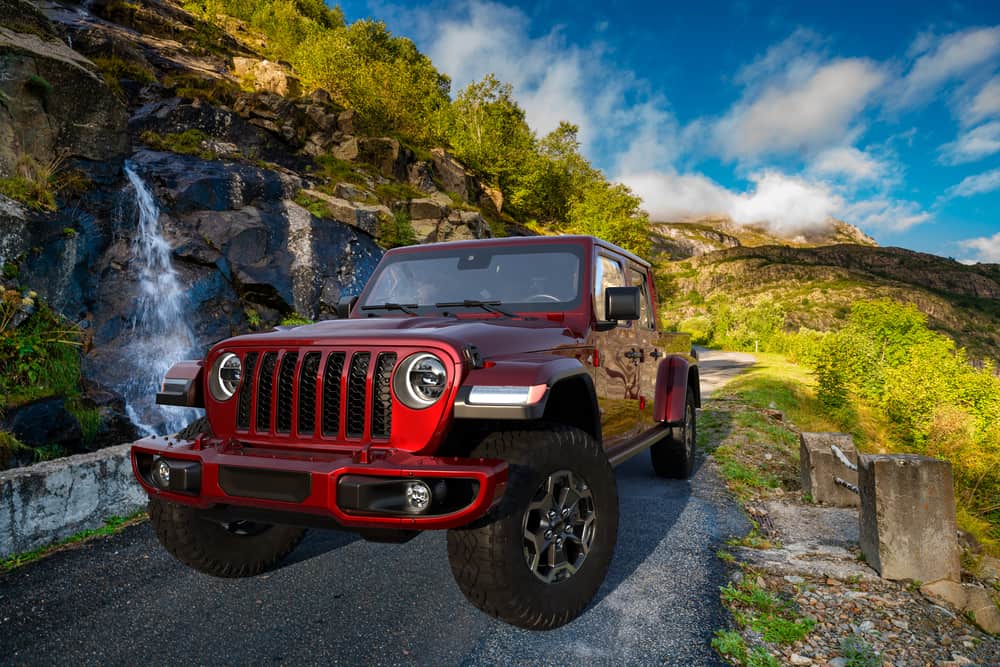 Trucks With the Best Gas Mileage - Jeep Gladiator